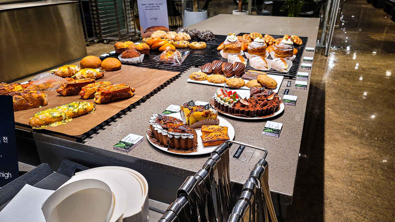 청주 성화동 하이 카페 (2).jpg