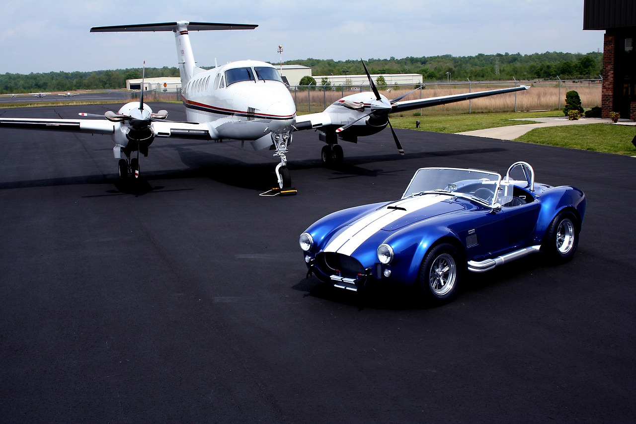 shelby-cobra-2140558_1920.jpg