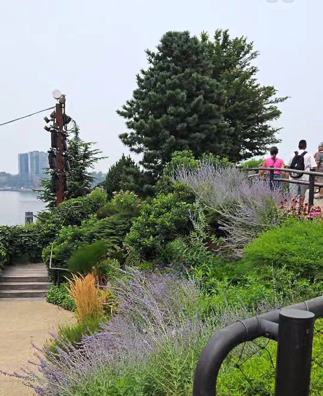 Screenshot_20251009_213916_Video Player.jpg