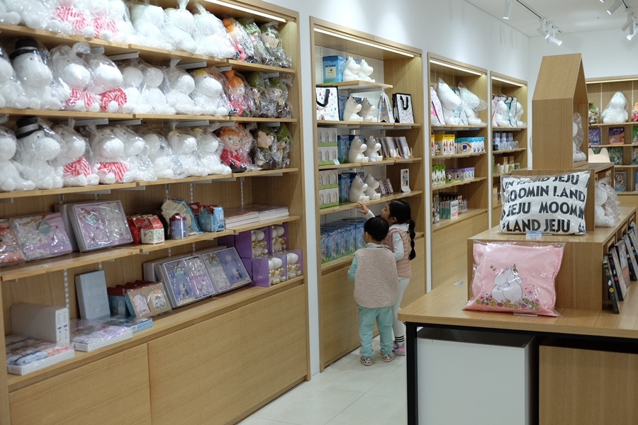무민랜드_지하_기프트샵_(1).jpg