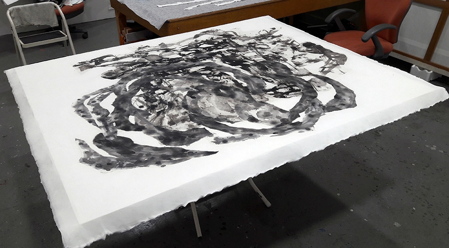 20160504 땅굴 콜라주 배접 작업과정2.jpg