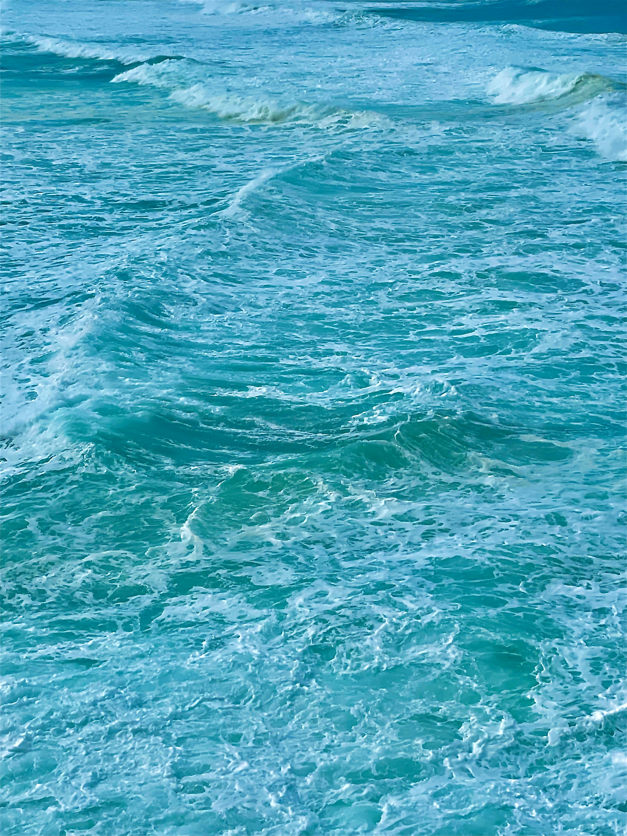 기영 에세이_파도소리 (2).jpg