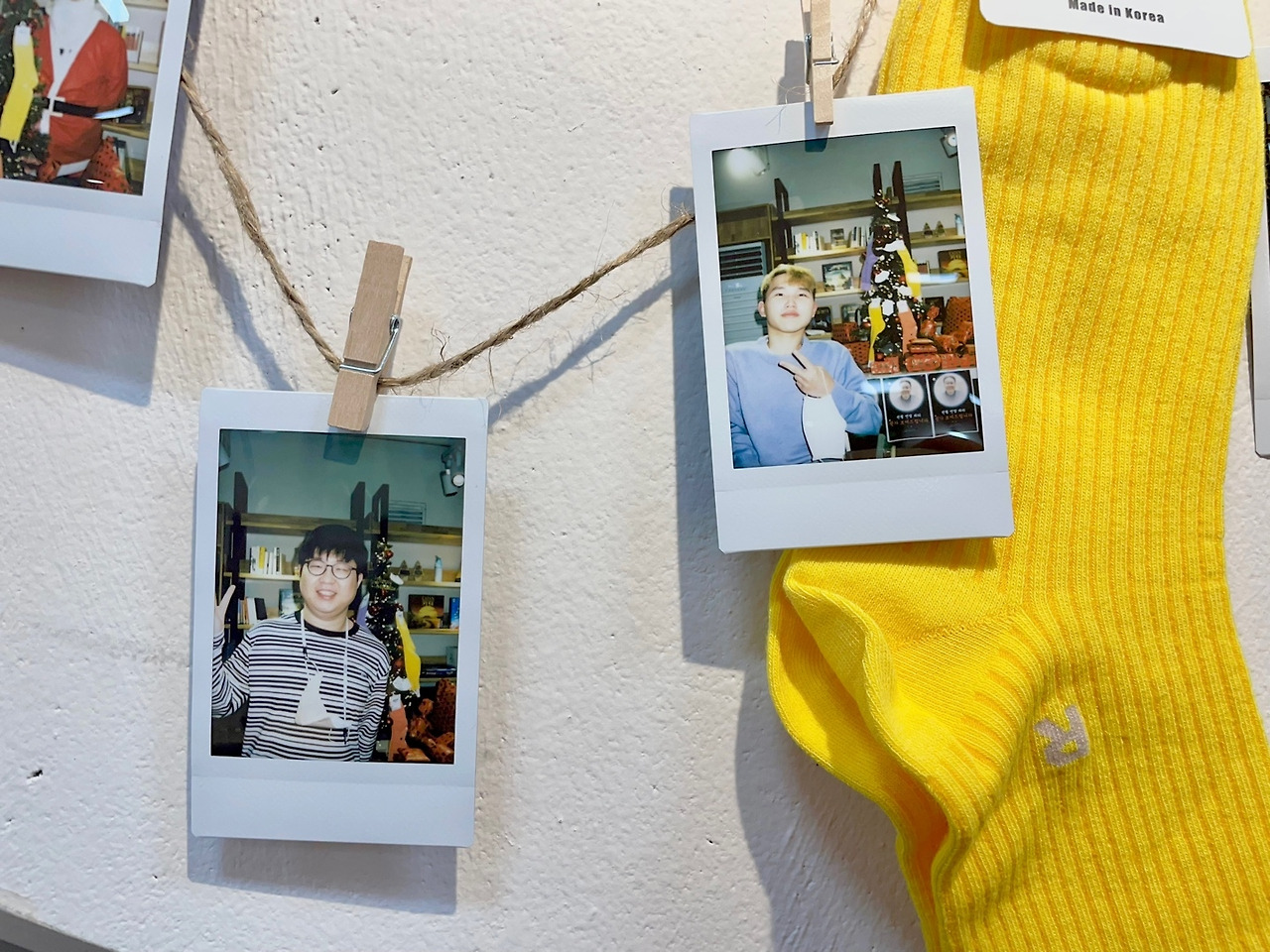 2022 핀휠 연말파티 폴라로이드3.jpg