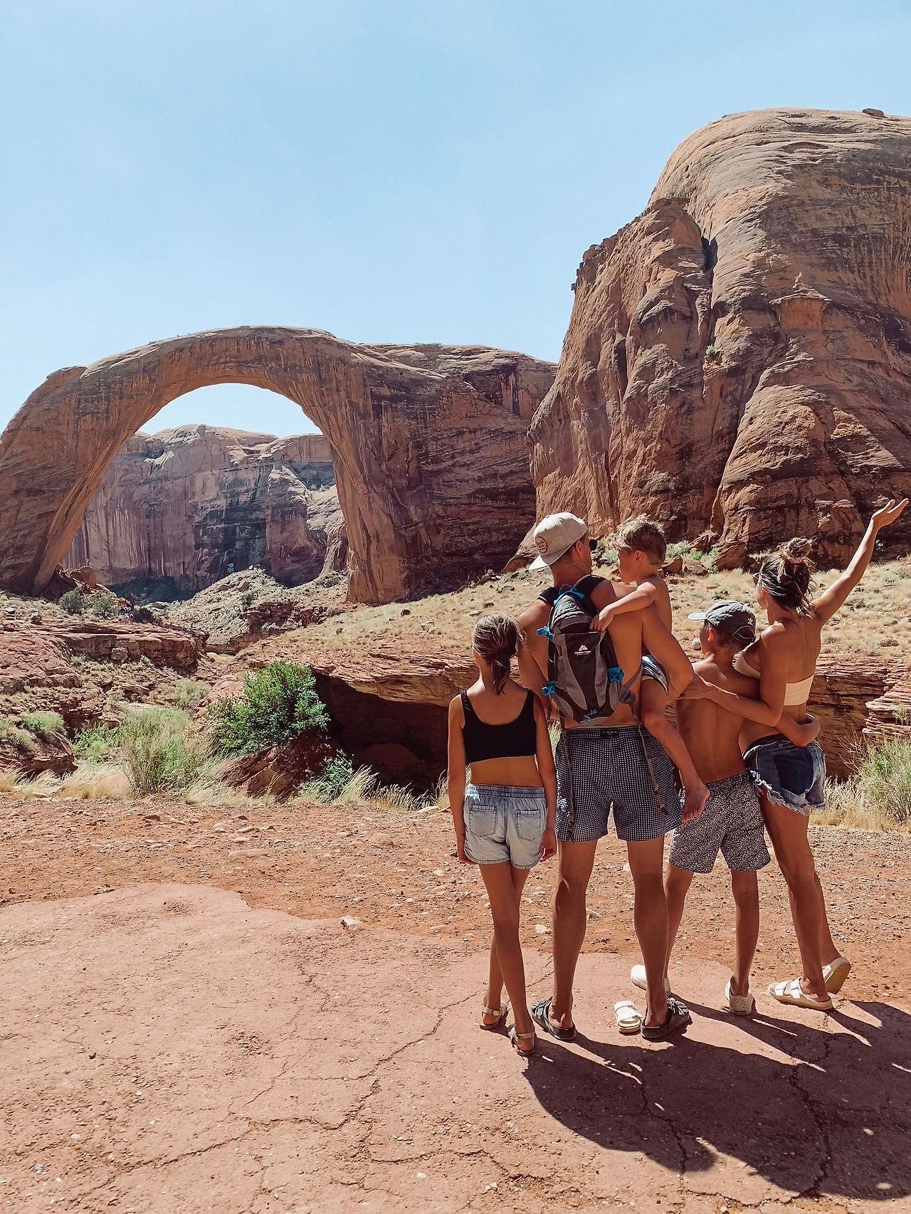 Lake Powell Travel Guide | Hello Fashion.jpg