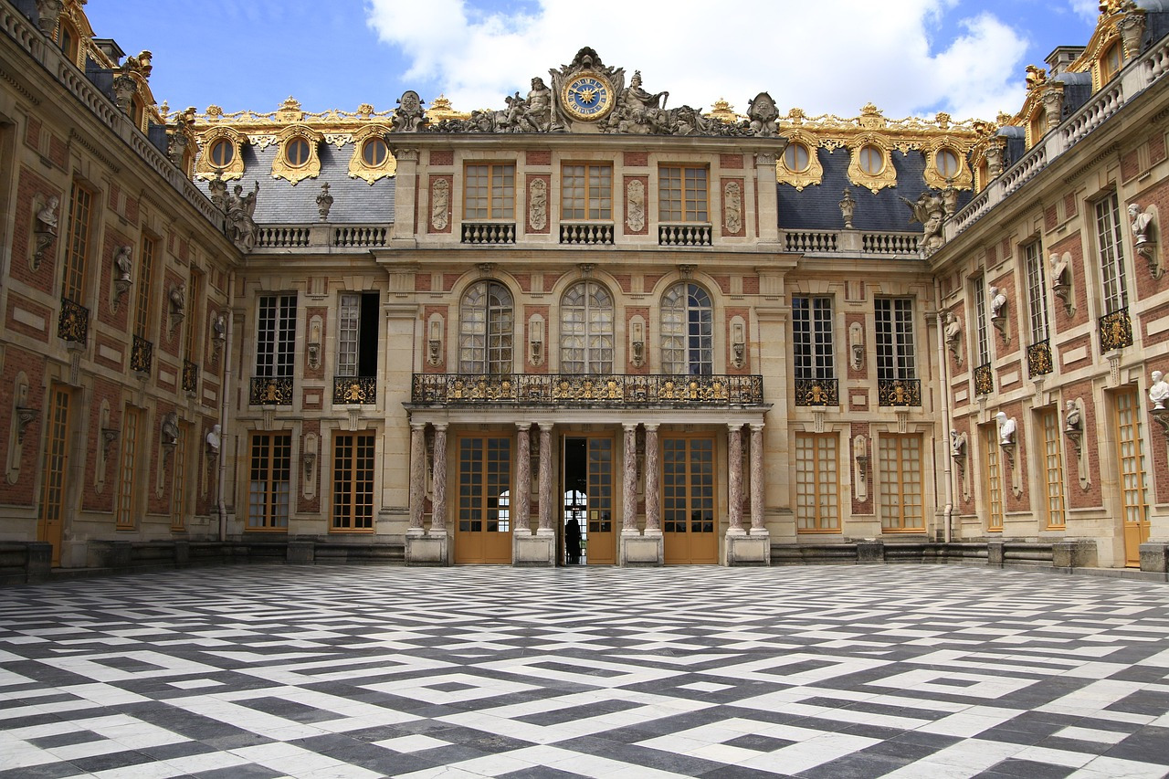 versailles-3617573_1280.jpg