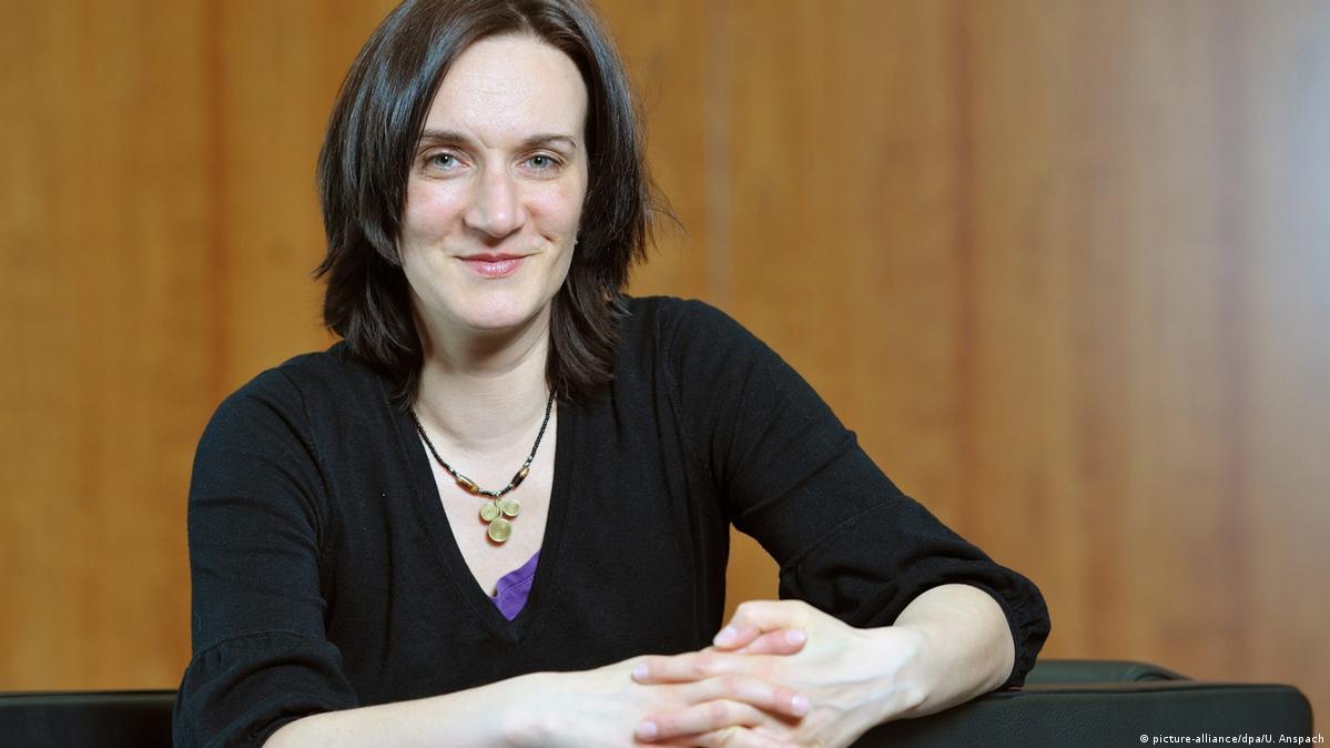 테레지아 모라.jpg