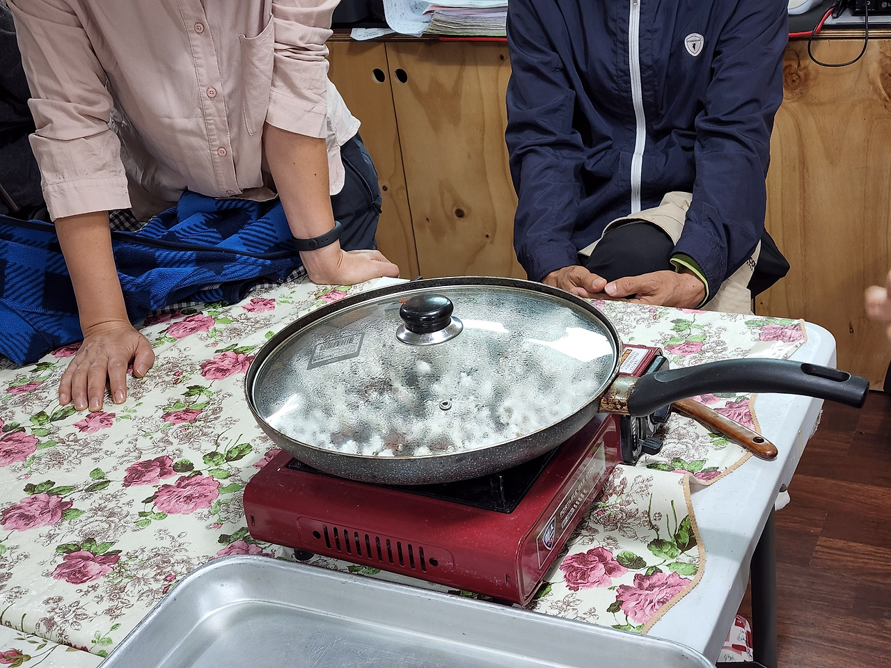 횡성 9주차_수요일_언니네 텃밭_쥐이빨 옥수수 튀기기_20220615_105351.jpg