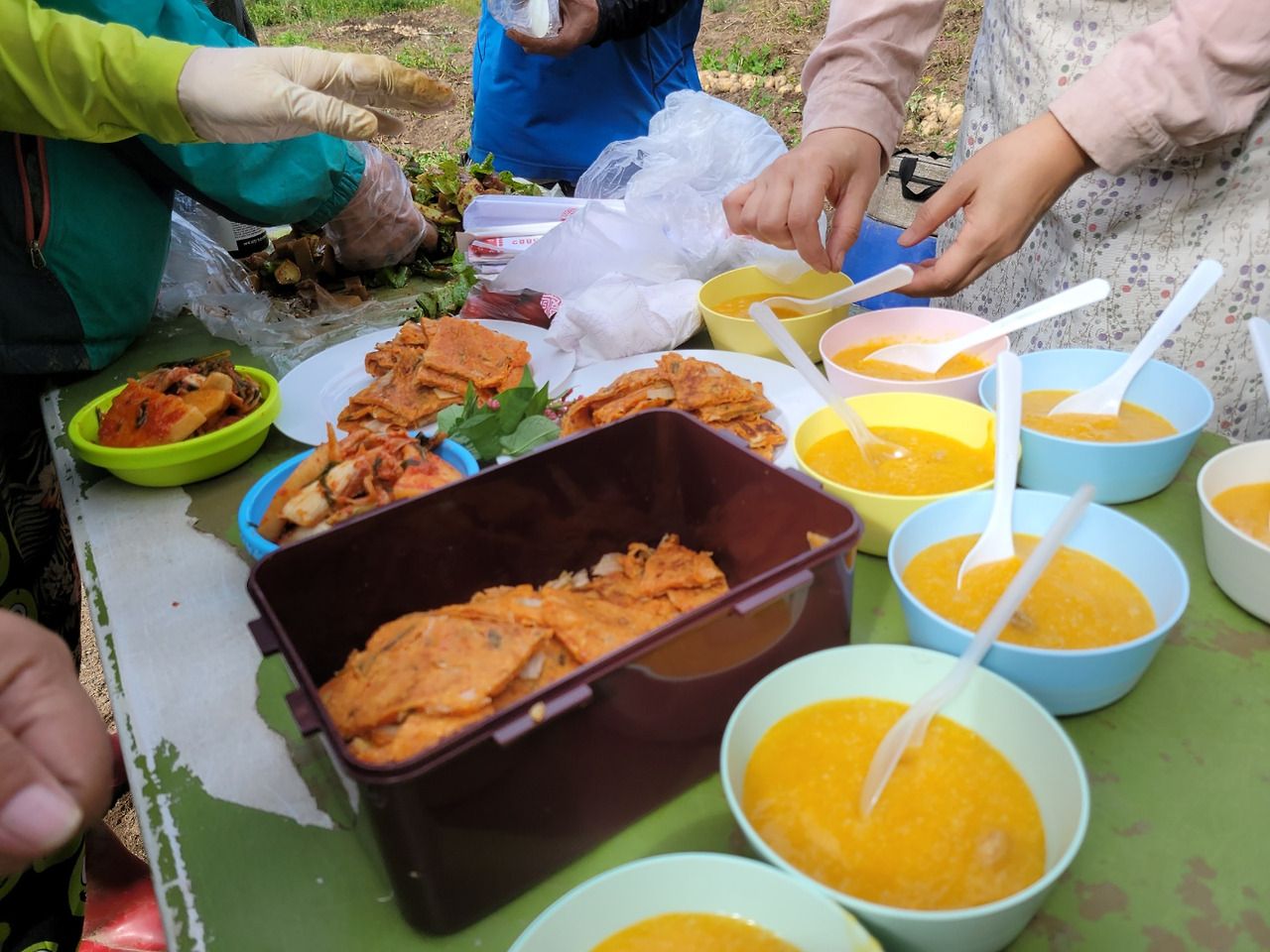 횡성 22주차 수요일_감자 수확중 새참먹기_20220914_1663131627706.jpg