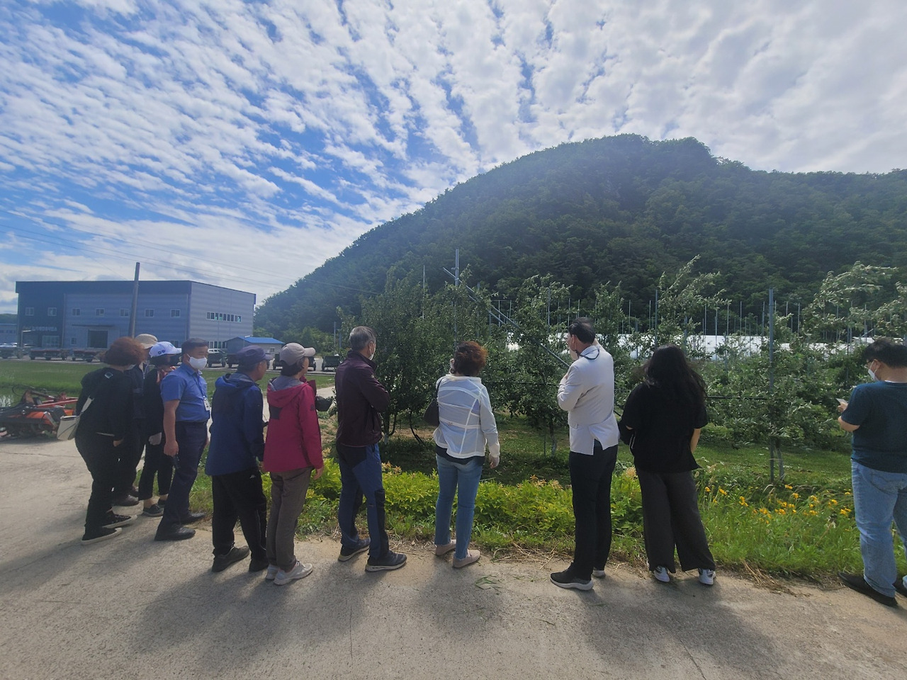 횡성 9주차_화요일_농업기술센터_멋있는 구름을 배경으로_20220614_1655280479794.jpg