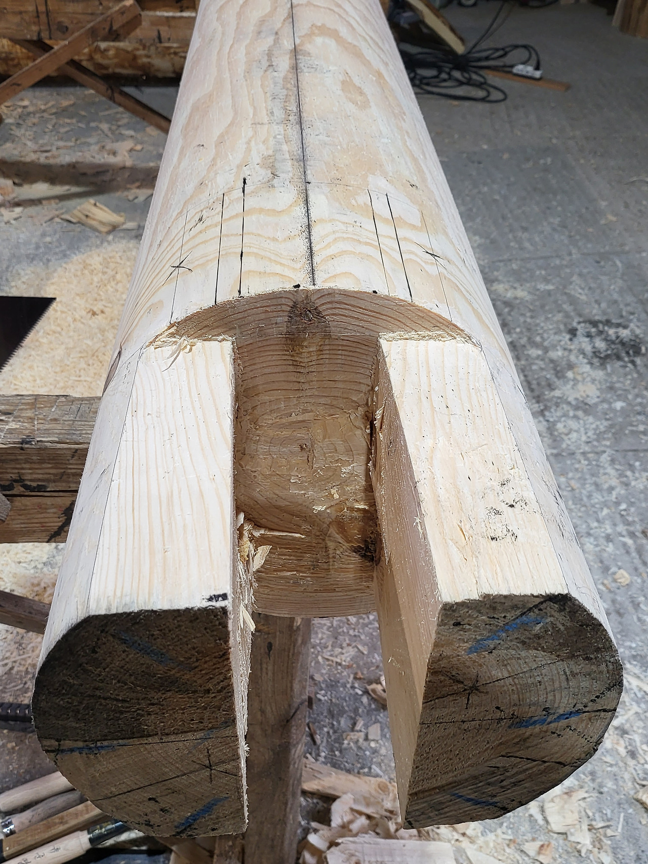 평창한옥학교 9주차 수요일_기둥 1단계 가공 보 공간_1_20211215_144003.jpg