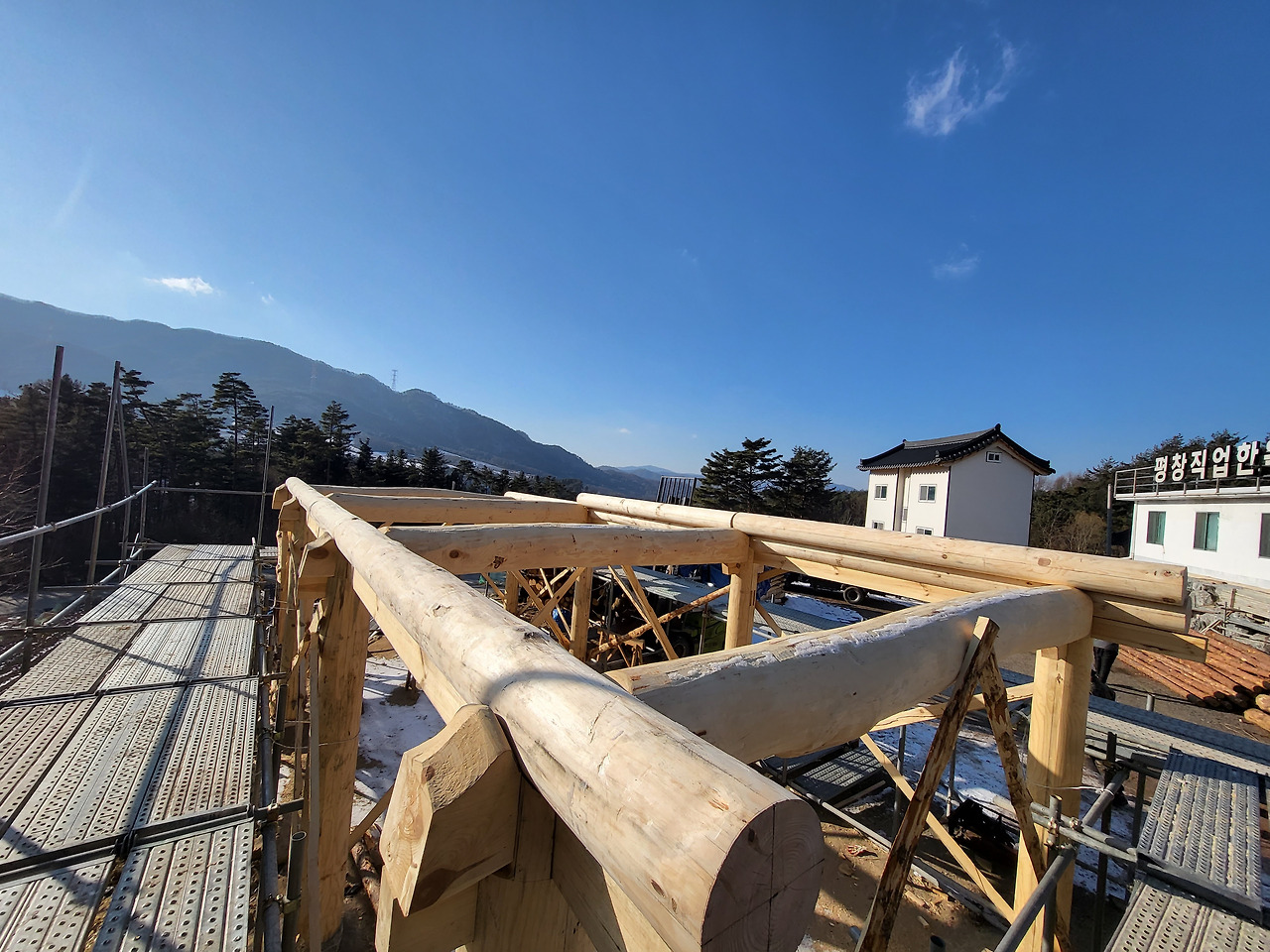 평창한옥학원_13주차 도리 올리기_2_20220113_150623.jpg