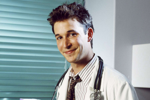 noah-wyle-ER-season-1-1170x780.jpg