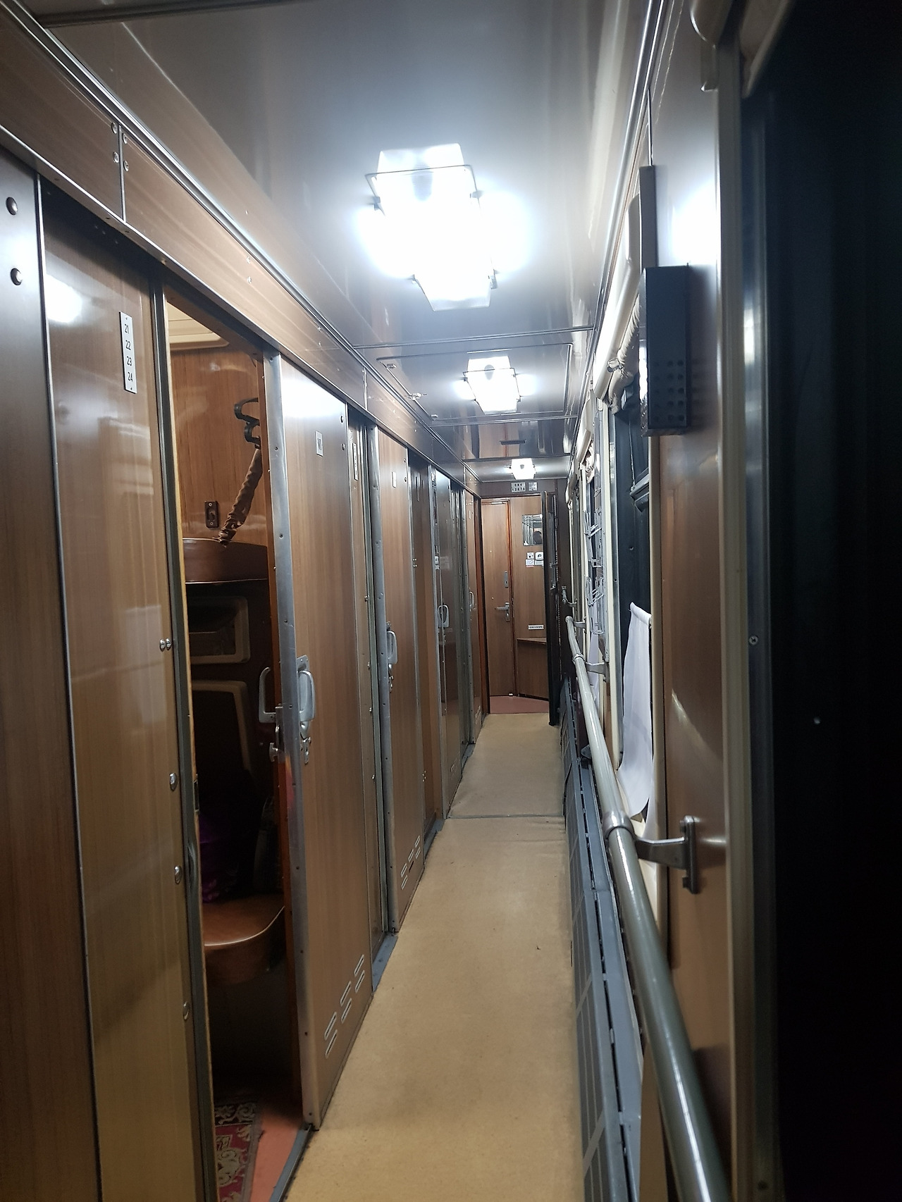 기차안3.jpg