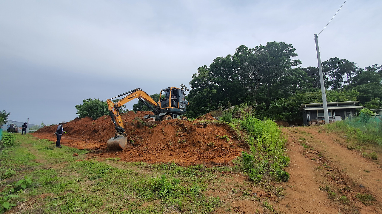 1622288377106-1 (1).jpg