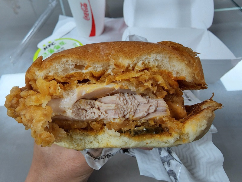 KFC 스콜쳐버거 (4).jpg