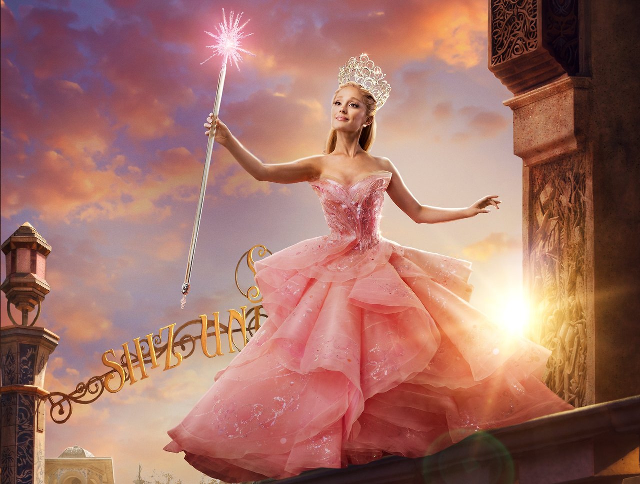1725454641_youloveit_com_ariana_grande_as_glinda.jpg