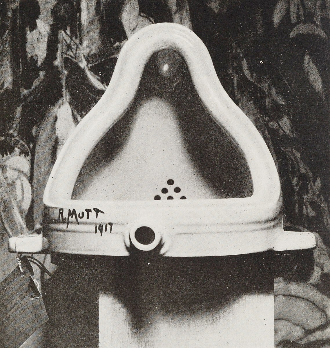 1138px-Duchamp_Fountaine.jpg