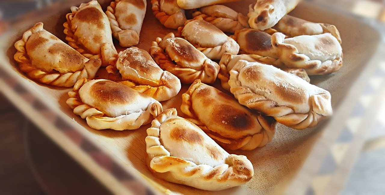 empanadas-g42e69f9d8_1920.jpg