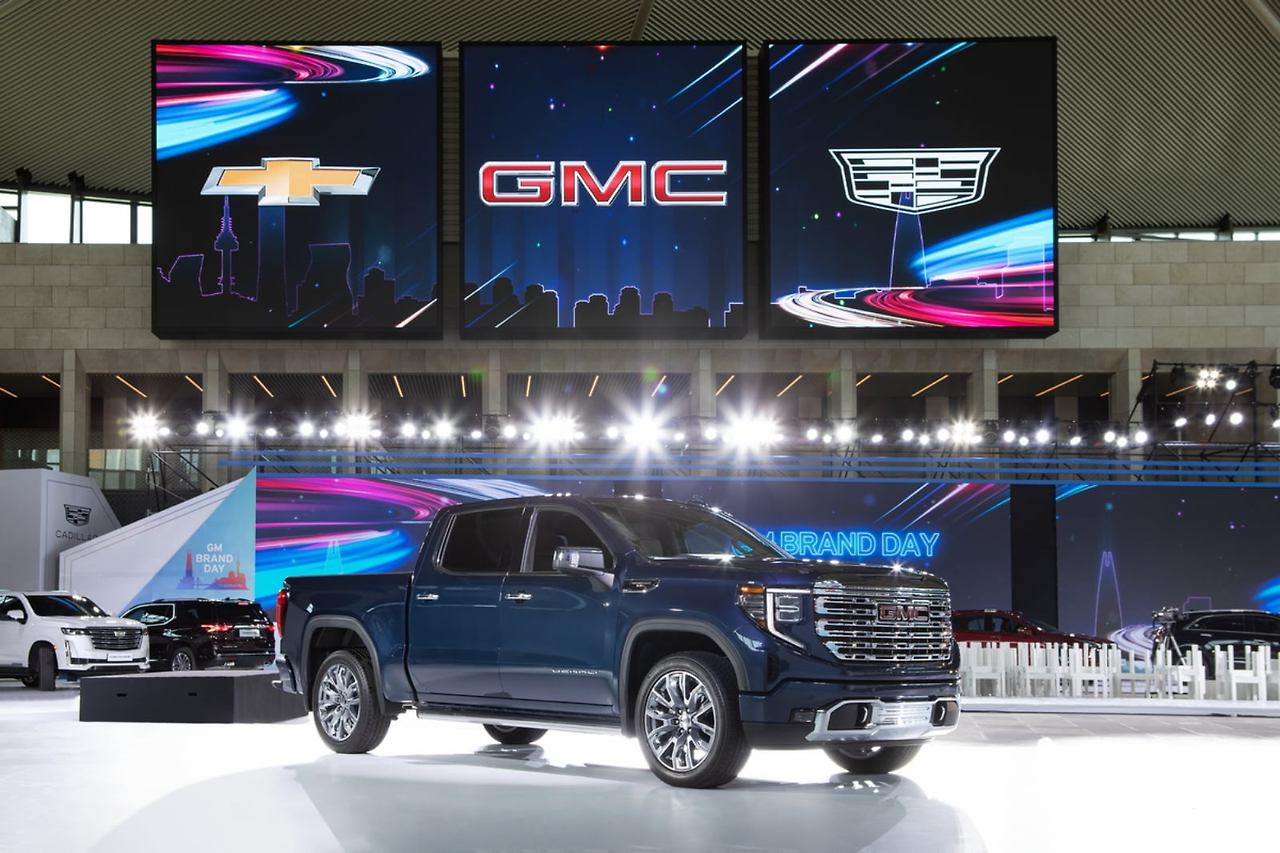 2022-gmc-sierra-denali-kr-03.jpg