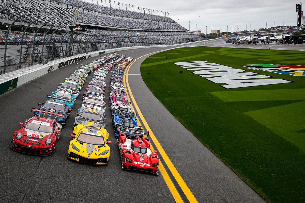 Rolex-24-at-Daytona-field-2022.jpg