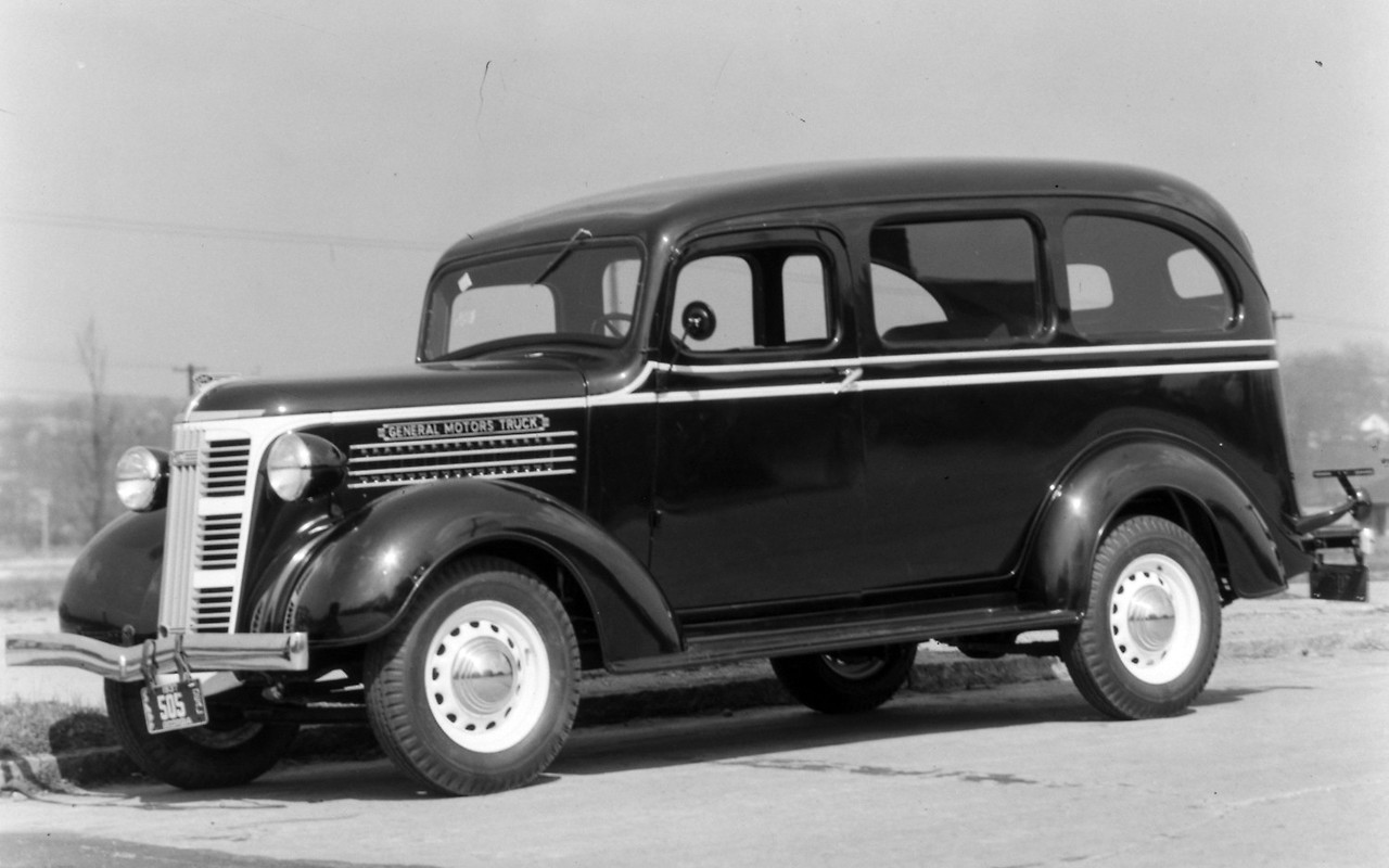 1937-GMC-Suburban-Carryall.jpg
