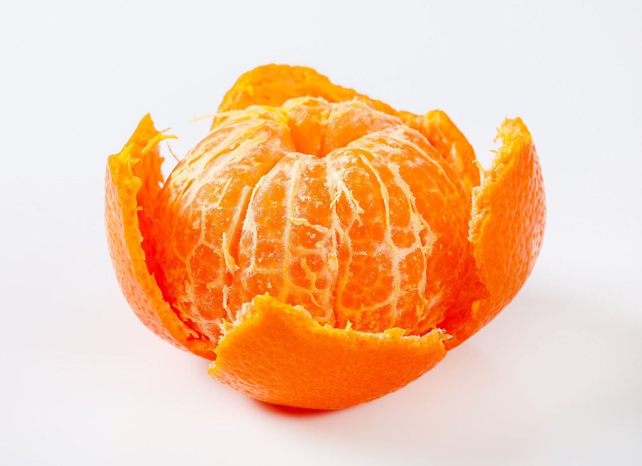 peeled-ripe-tangerine-2021-08-26-17-13-52-utc.jpg