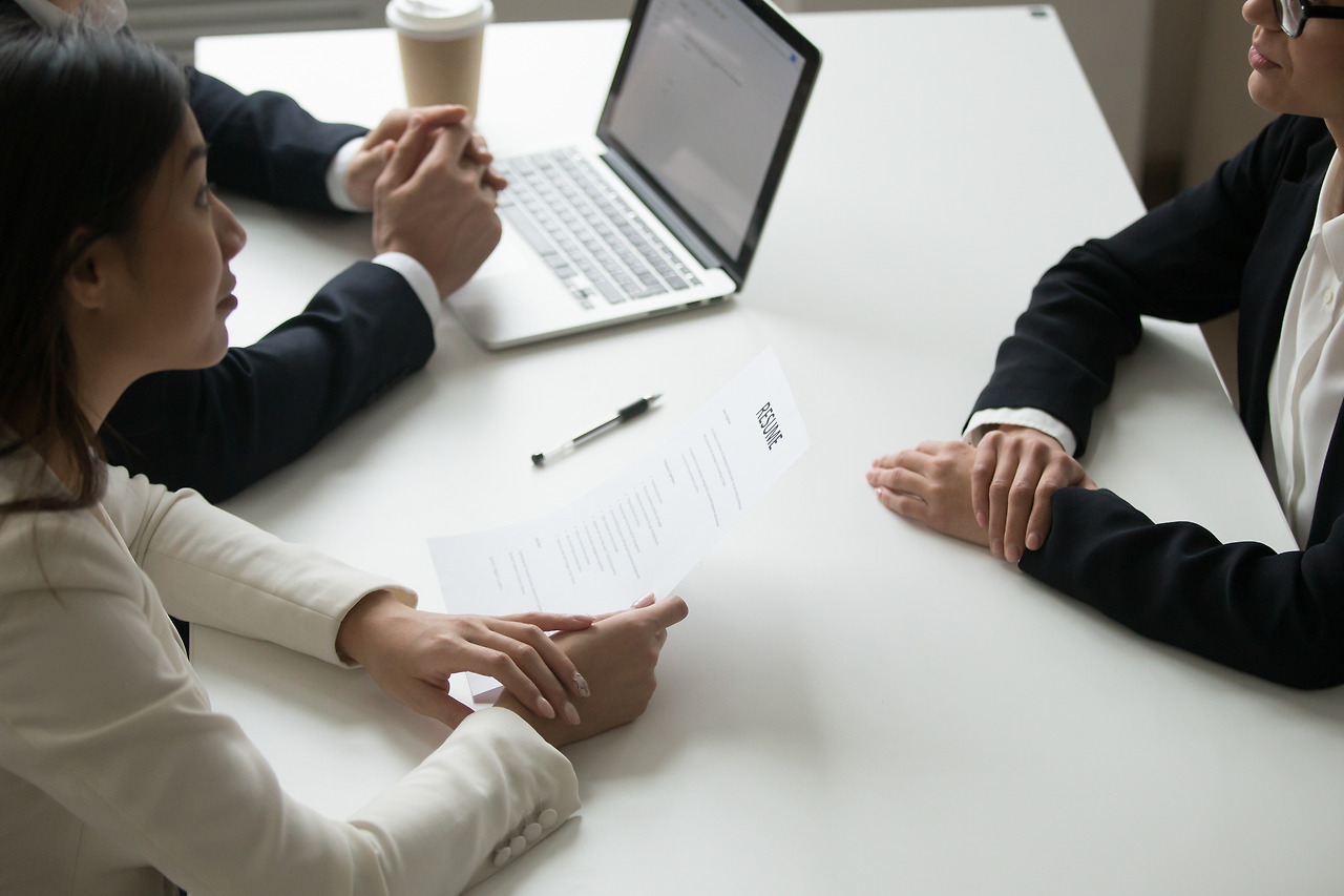 hr-managers-interviewing-job-applicant.jpg