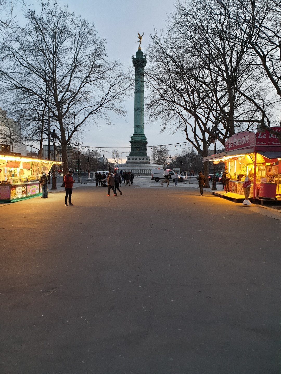 바스티유광장2.jpg