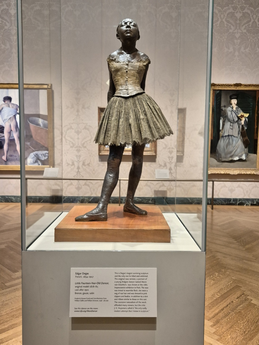 보스턴 드가 소녀조각상.jpg