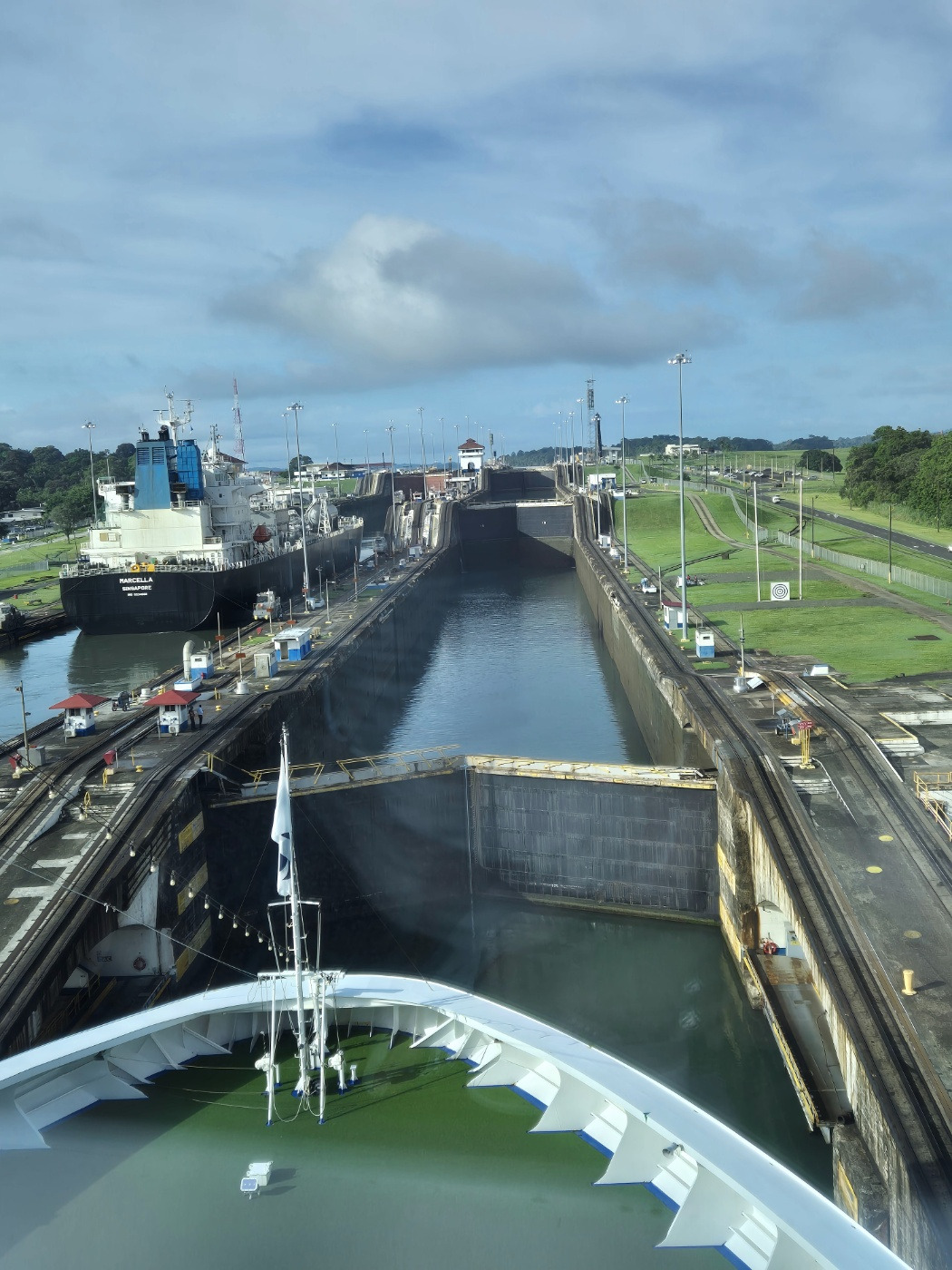 피나마 운하 1.jpg