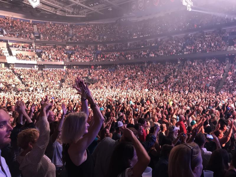 crowd-bruno-mars-concert-bruno-mars-concert-tampa-fl-october-112332935.jpg