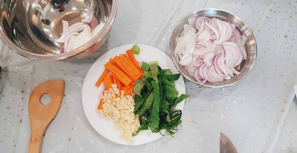 내가 준비해놓은 야채.jpg