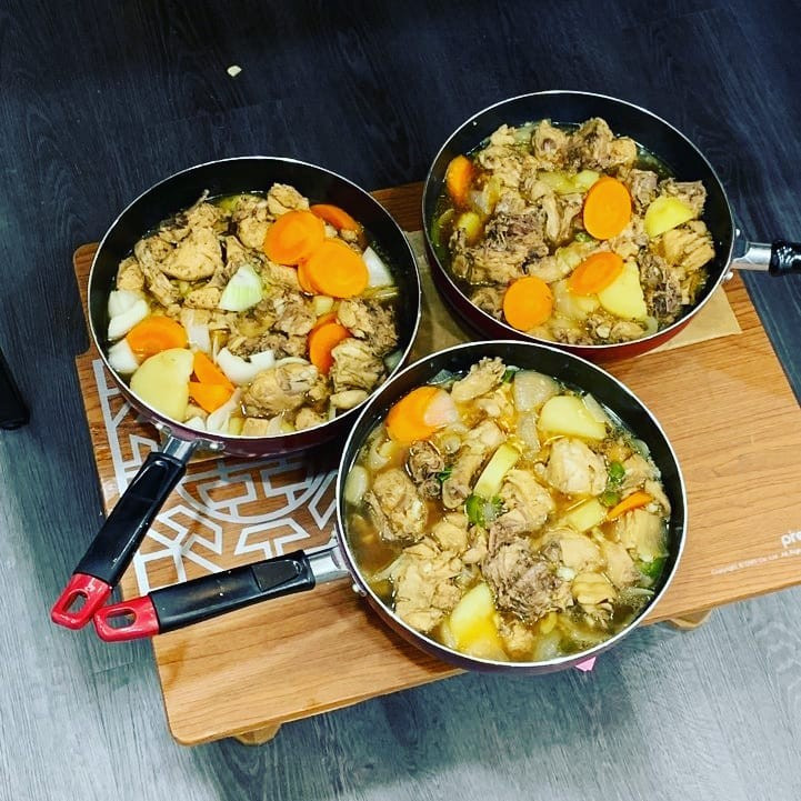 안동찜닭 식혀두고 있는 과정.jpg