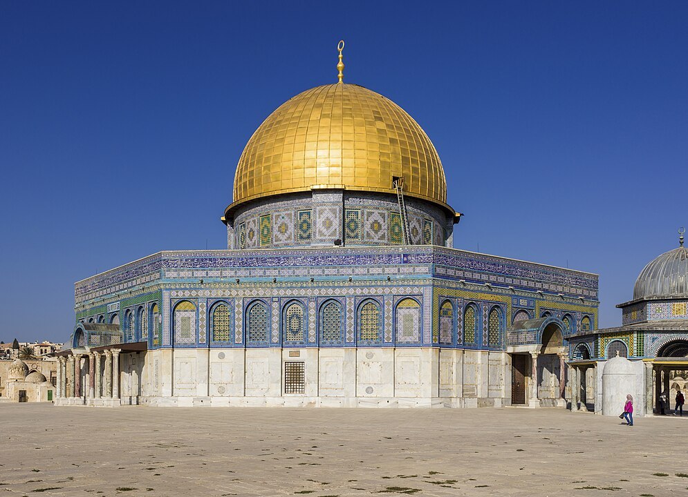 995px-Jerusalem-2013(2)-Temple_Mount-Dome_of_the_Rock_(SE_exposure).jpg