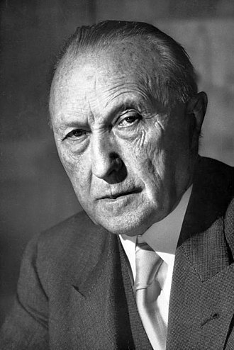 Bundesarchiv_B_145_Bild-F078072-0004,_Konrad_Adenauer.jpg