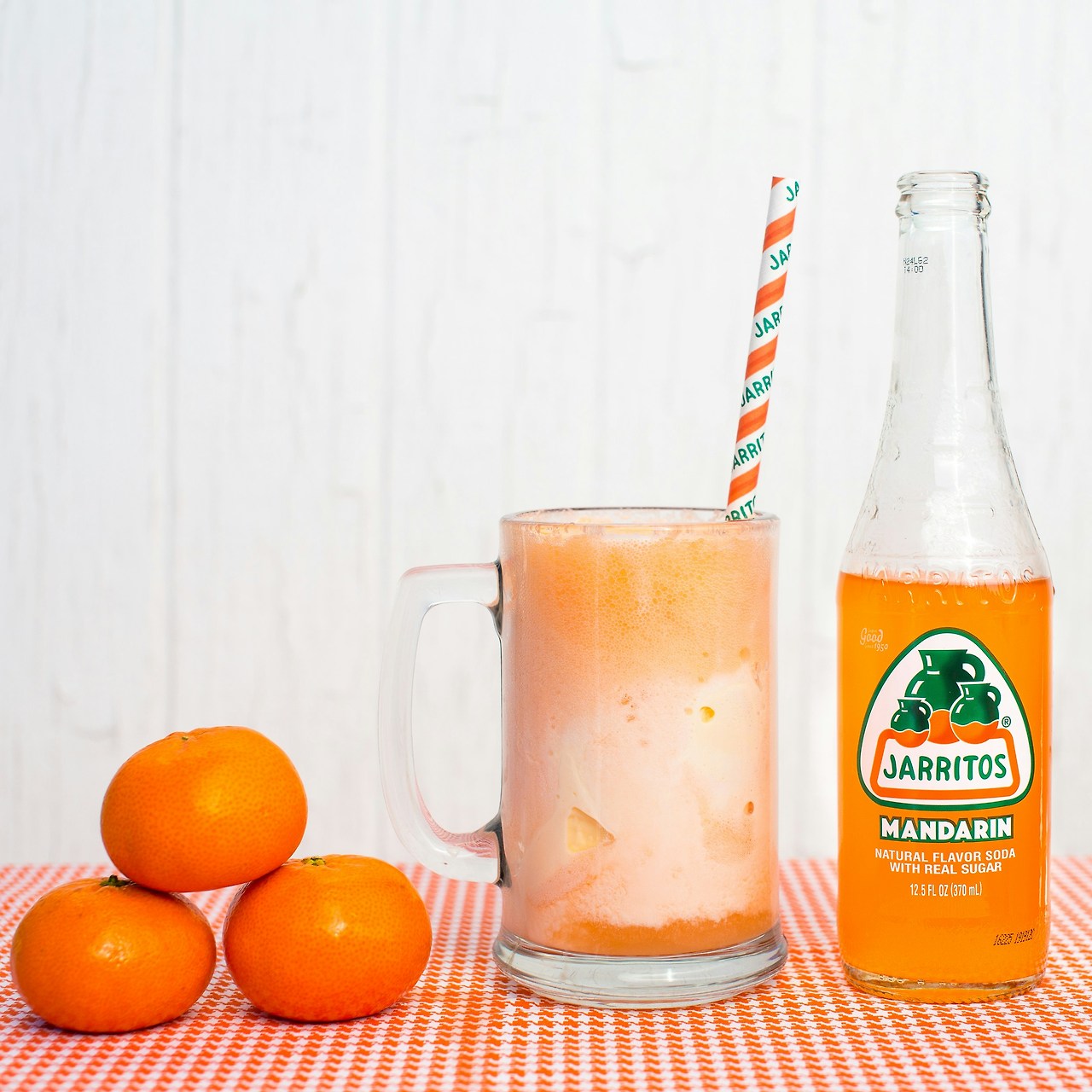 jarritos-mexican-soda-Ks9ZlVB_MOw-unsplash.jpg