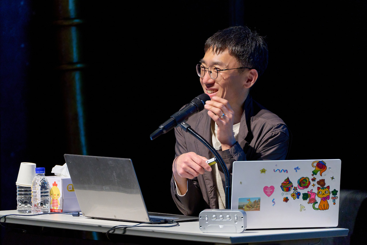 (사진) 두산인문극장 2025_강연_1강_1만 년의 고독 (5).jpg