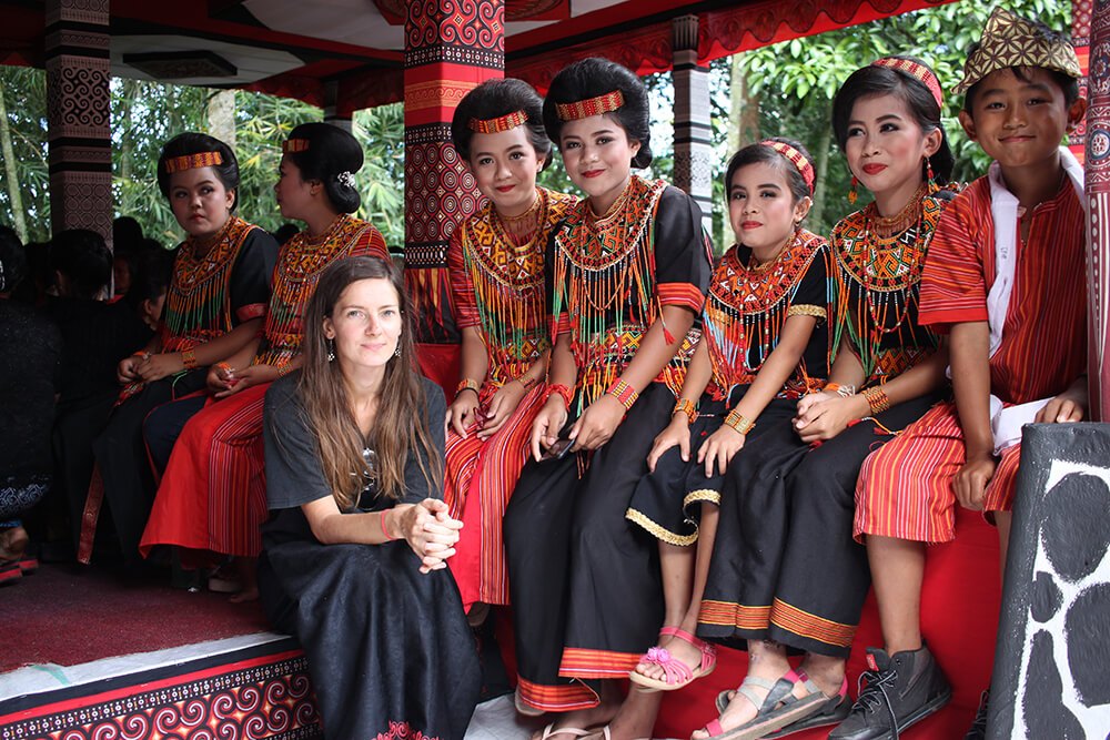 funeral-in-Toraja.jpg