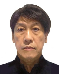 여권사진_원본1 s.jpg