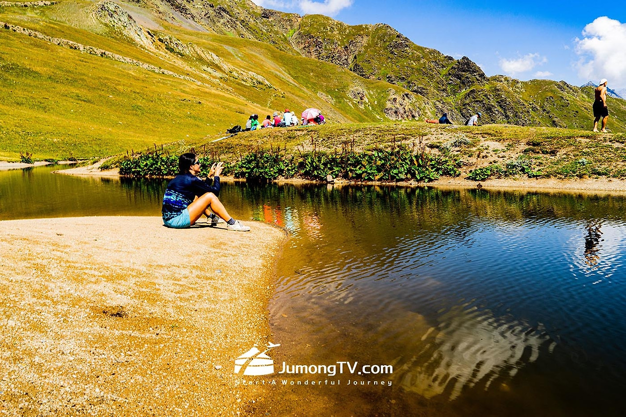 a 코롤디호수 십자가 전망대 우쉬바산 39.jpg