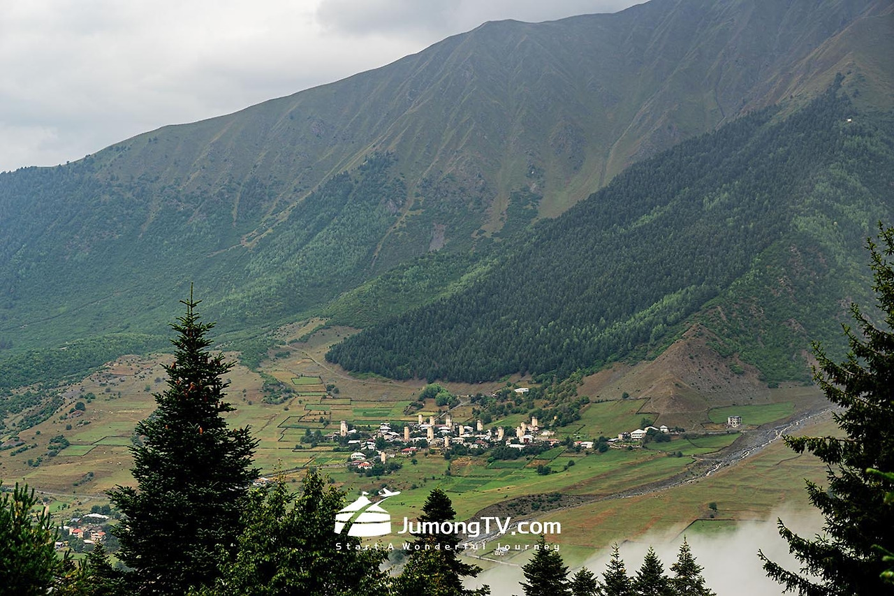 a 메스티아와 스반타워 2.jpg