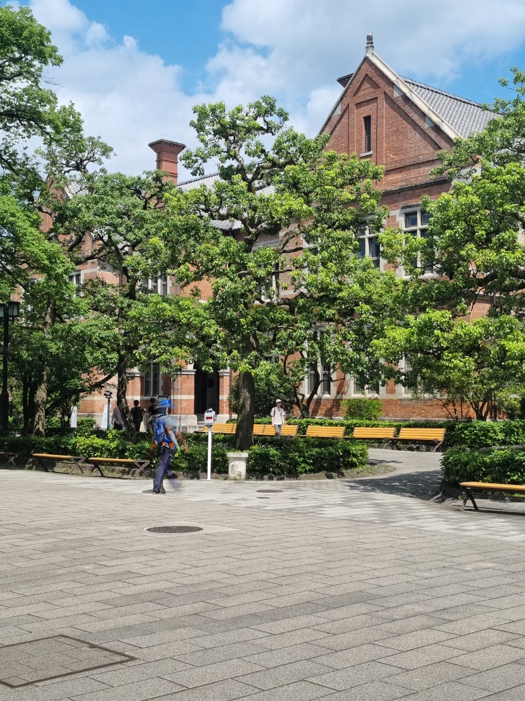 도시샤대학 박물관 앞1.jpg