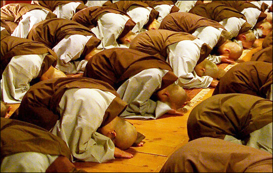 스님삭발 (1).jpg