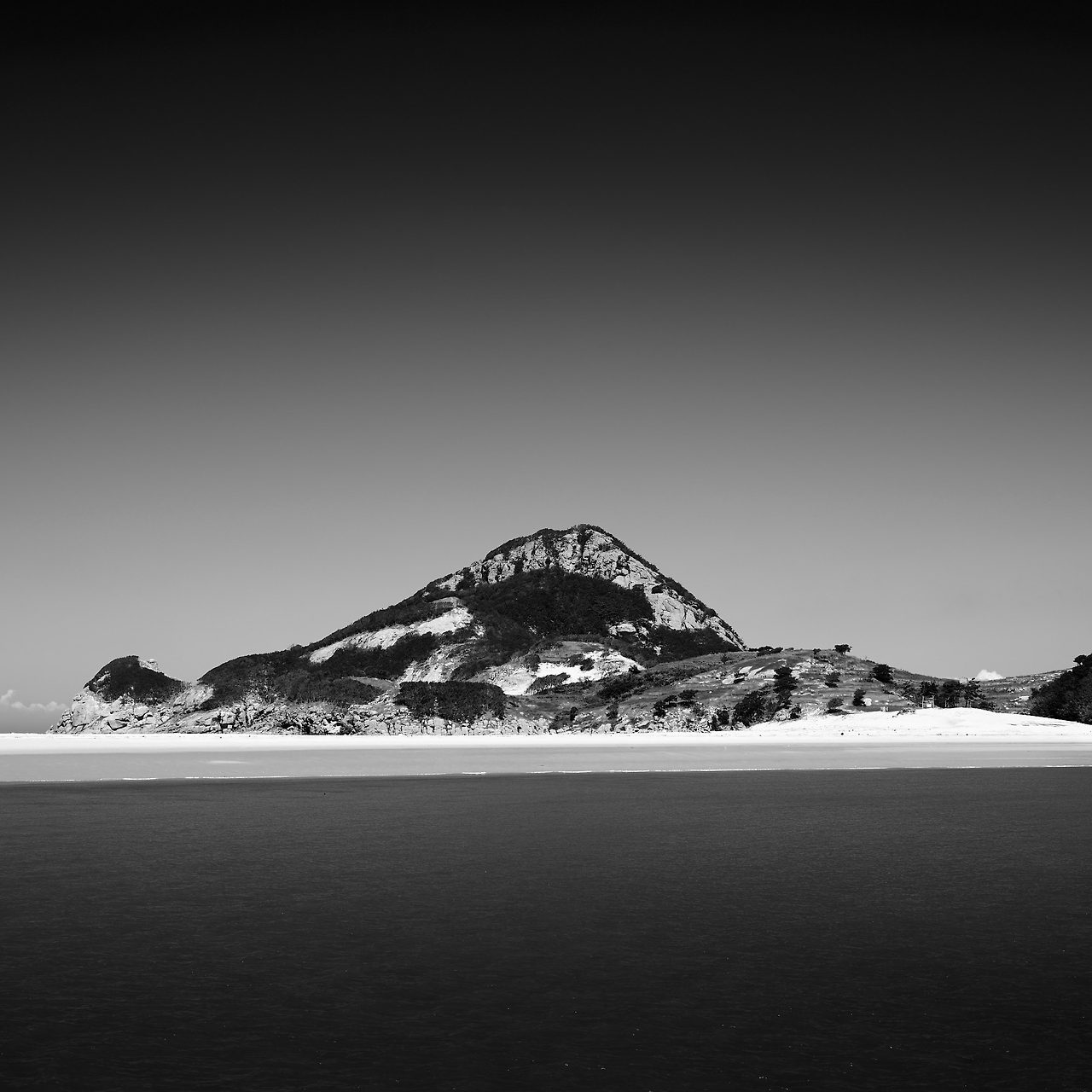 24 hours on an island-06.jpg