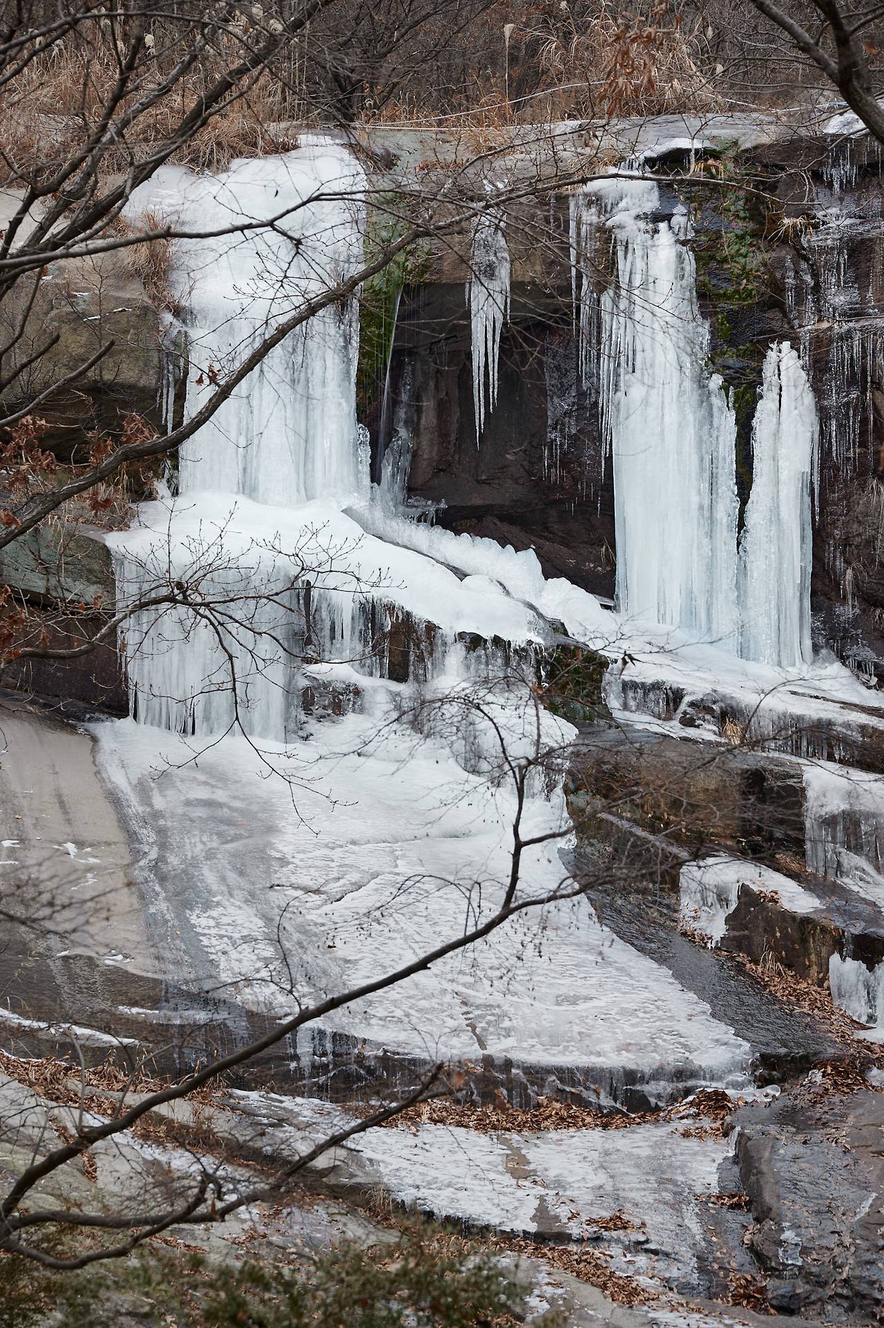 27 1 waterfall 3 seasons-12.jpg