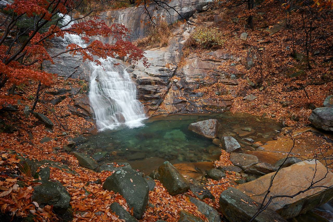 27 1 waterfall 3 seasons-16.jpg