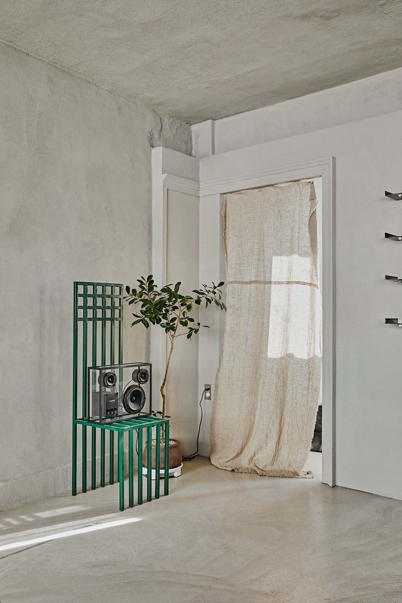 k18504 복사.jpg