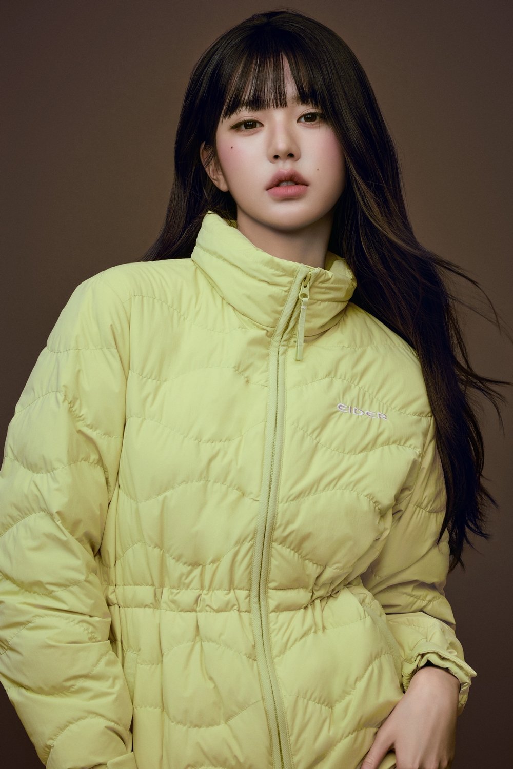 장원영이 만든 '이별 패딩', 아이더의 영리한 선택 (1).jpg