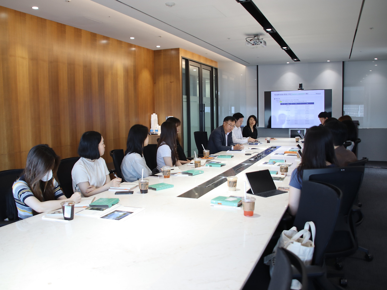 [사진 설명 3] 마스턴투자운용 대학생 기자단 ‘마스턴 스포트라이터’ 2기 발대식 현장 (사진 제공=마스턴투자운용 브랜드전략팀).jpg