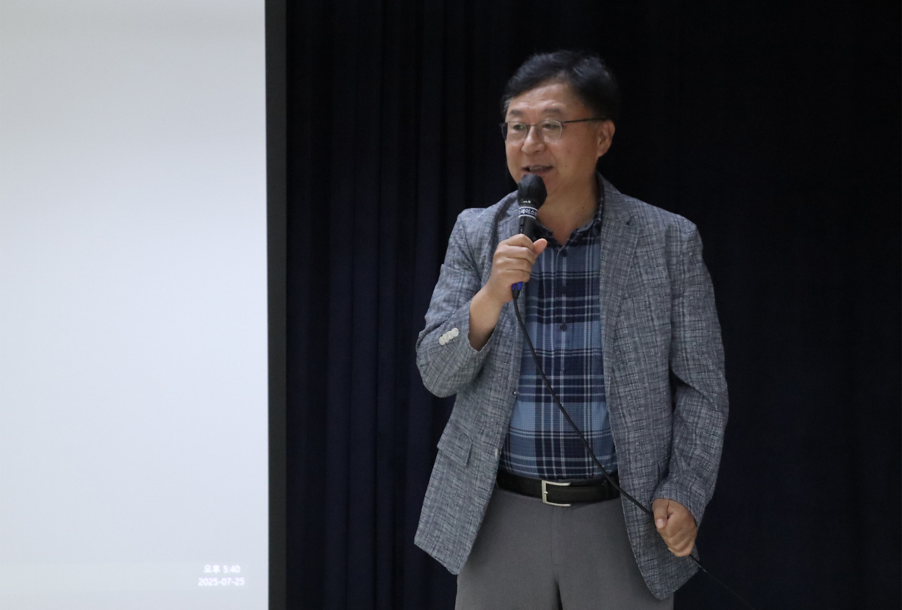 [사진 설명1] 마스턴투자운용 남궁훈 대표이사가 하반기 경영전략회의에서 발언하는 모습(1) (사진 제공=마스턴투자운용 브랜드전략팀).jpg